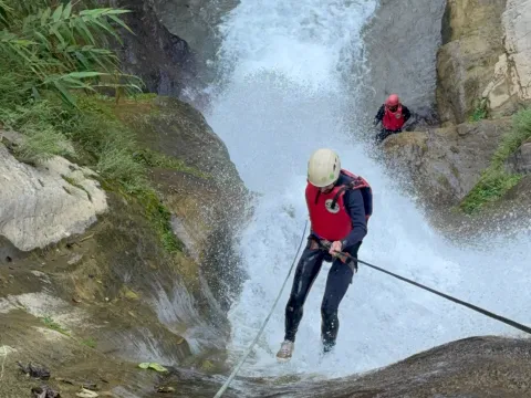 Canyoning