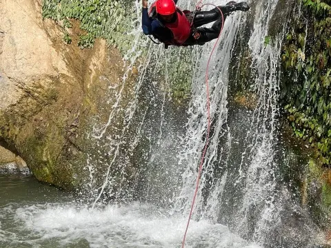 Waterfall rappelling at Jalbire Canyoning