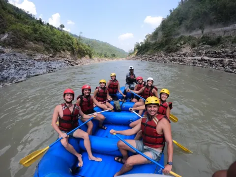 Rafters enjoying the Trishuli River adventure