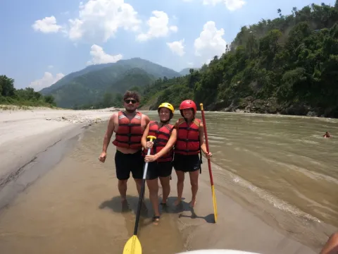 Beautiful Himalayan scenery along the Trishuli River
