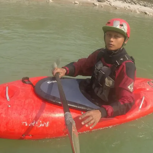 Dinesh Thapa